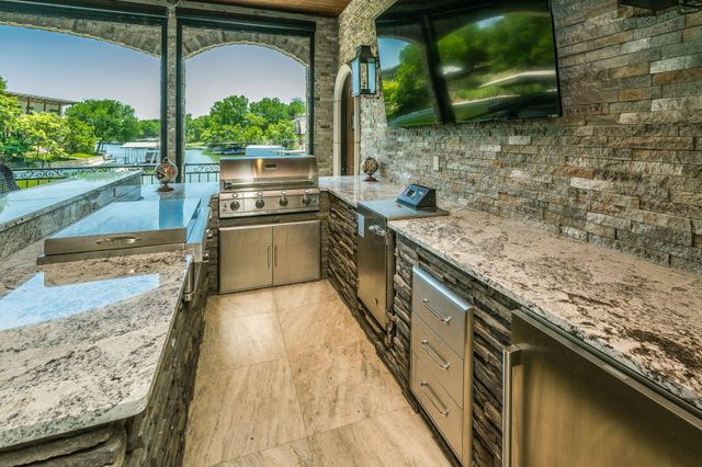 313 S SHORE Drive, Amarillo, TX 79118