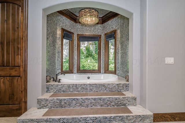 313 S SHORE Drive, Amarillo, TX 79118