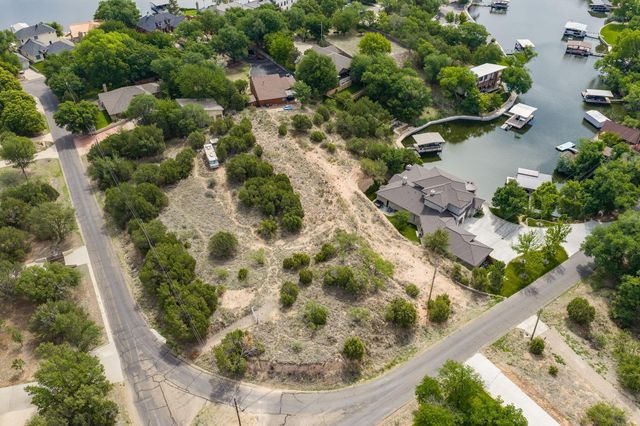 313 S SHORE Drive, Amarillo, TX 79118