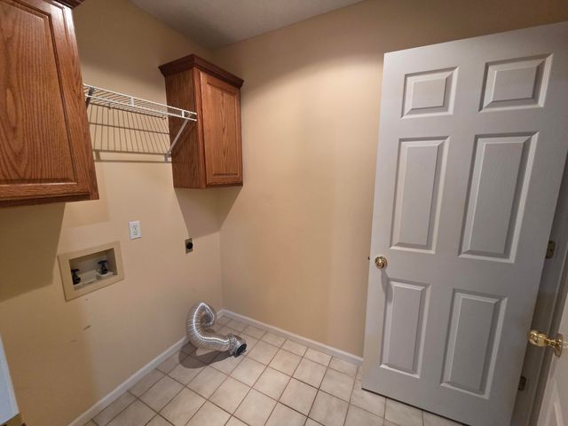 4719 S Clifton Court, Springfield, MO 65810
