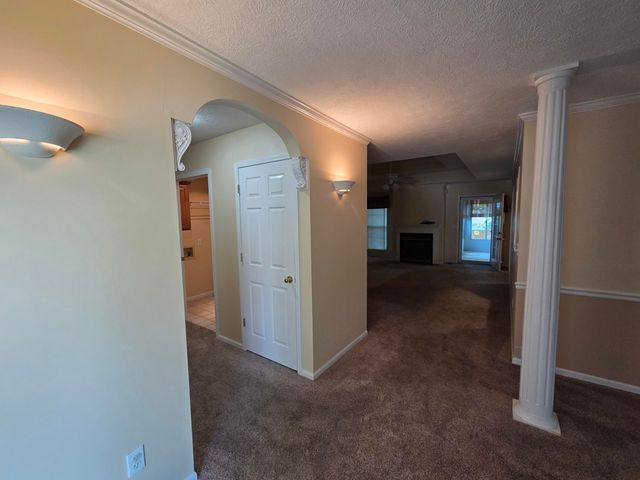 4719 S Clifton Court, Springfield, MO 65810