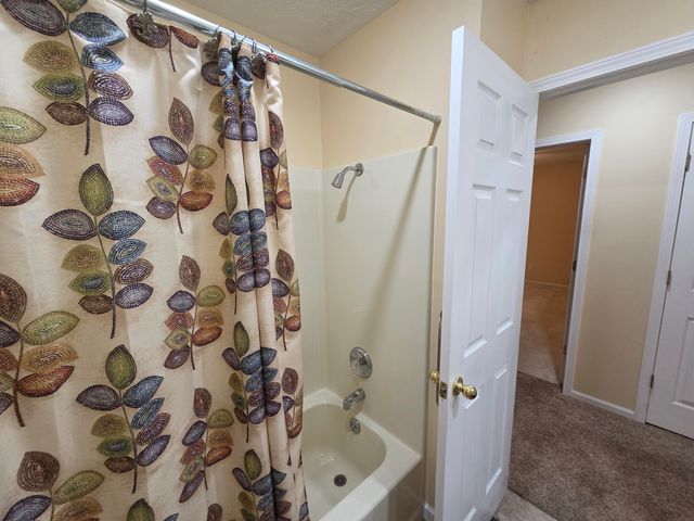 4719 S Clifton Court, Springfield, MO 65810