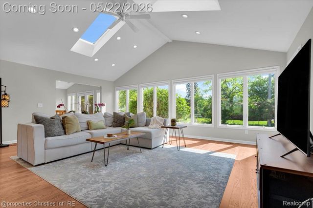 6225 Golfview Drive, Bloomfield Charter Township, MI 48301