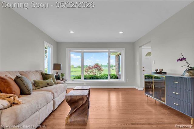 6225 Golfview Drive, Bloomfield Charter Township, MI 48301