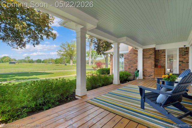 6225 Golfview Drive, Bloomfield Charter Township, MI 48301