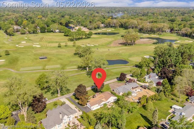 6225 Golfview Drive, Bloomfield Charter Township, MI 48301