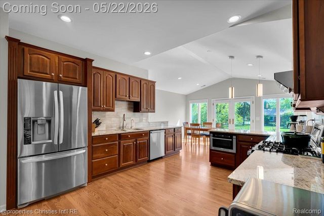 6225 Golfview Drive, Bloomfield Charter Township, MI 48301