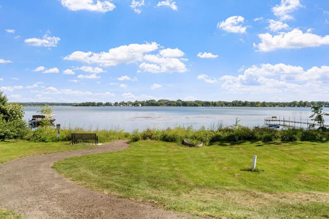 7657 N Shore Circle N, Forest Lake, MN 55025