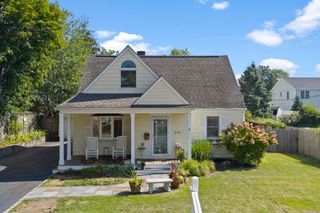 214 Henry Street, Fairfield, CT 06824