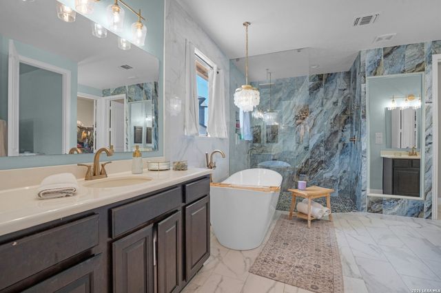 852 BOOMERANG CT, New Braunfels, TX 78132