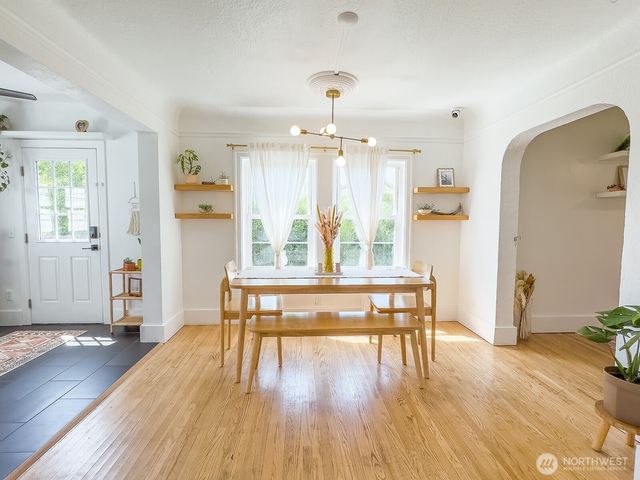 2127 8th Street, Bremerton, WA 98312