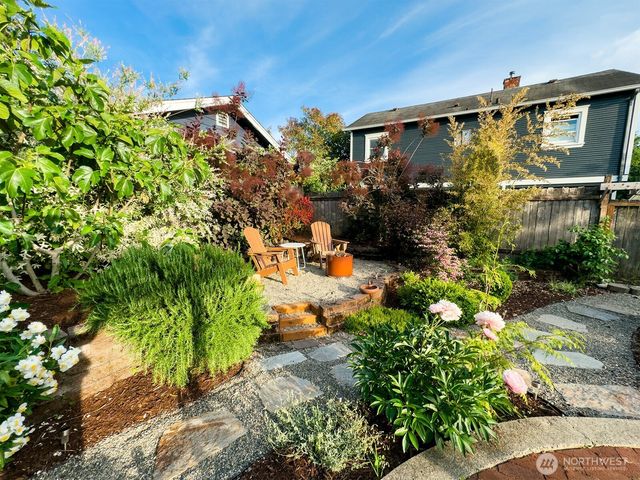 2127 8th Street, Bremerton, WA 98312