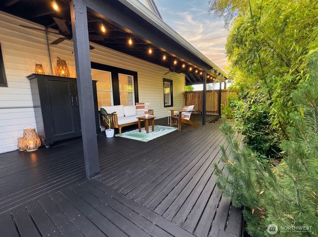 2127 8th Street, Bremerton, WA 98312