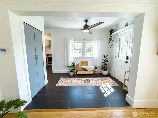 2127 8th Street, Bremerton, WA 98312