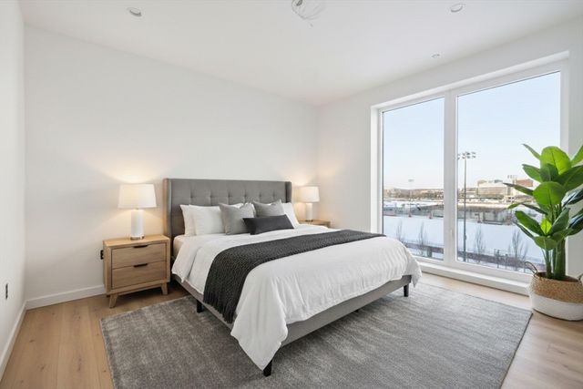 1035 Commonwealth Ave 510, Boston, MA 02215