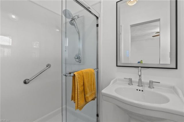5225 Foxon RD, Virginia Beach, VA 23464