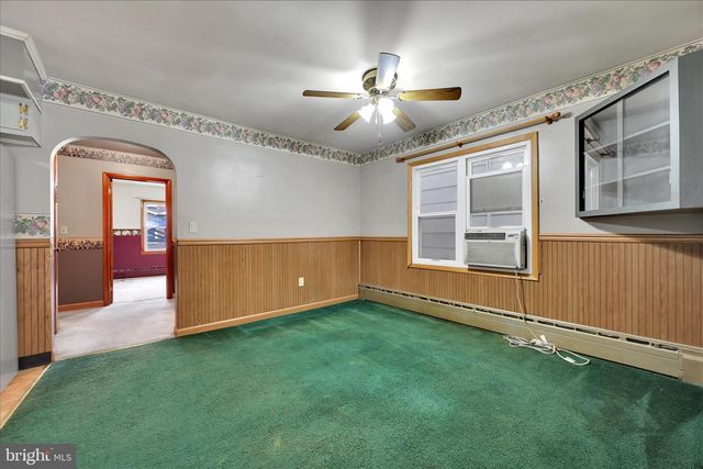 68 CENTER AVE, Schuylkill Haven, PA 17972