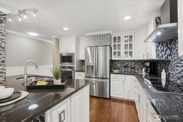 1024 Crestwood Lane, Fircrest, WA 98466