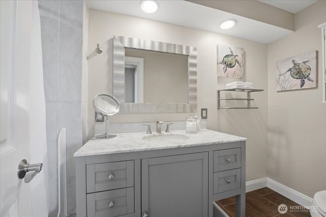1024 Crestwood Lane, Fircrest, WA 98466