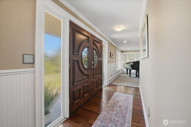 1024 Crestwood Lane, Fircrest, WA 98466