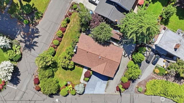1024 Crestwood Lane, Fircrest, WA 98466
