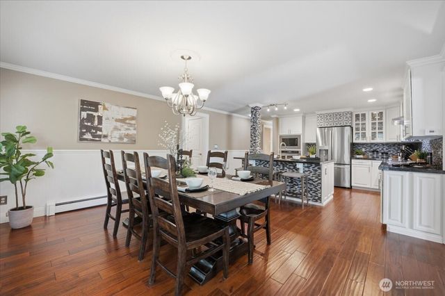 1024 Crestwood Lane, Fircrest, WA 98466