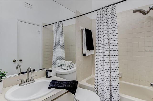 4408 MIDDLEBROOK ROAD 4408, Orlando, FL 32811