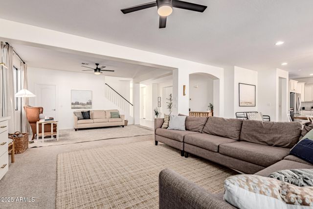 4080 E CANYON Way, Chandler, AZ 85249