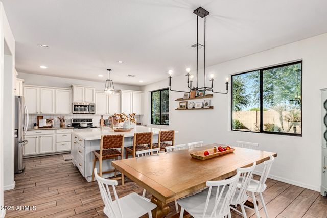 4080 E CANYON Way, Chandler, AZ 85249