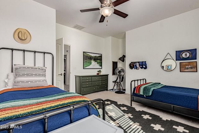 4080 E CANYON Way, Chandler, AZ 85249