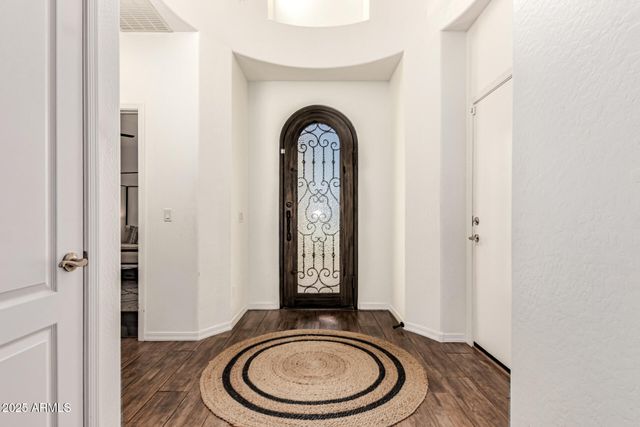 4080 E CANYON Way, Chandler, AZ 85249