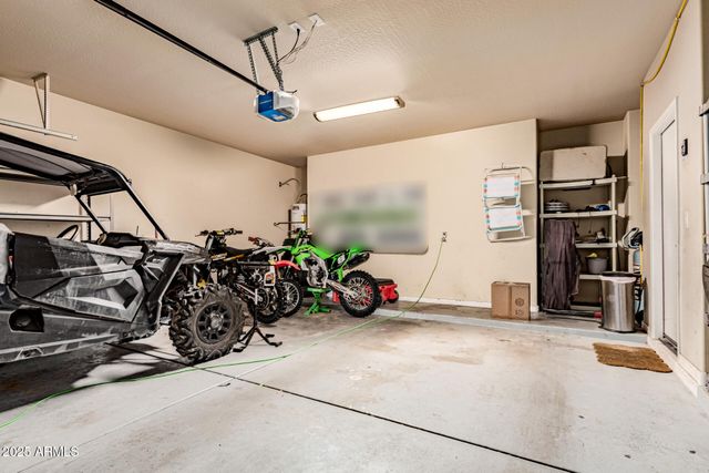 4080 E CANYON Way, Chandler, AZ 85249