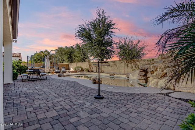 4080 E CANYON Way, Chandler, AZ 85249