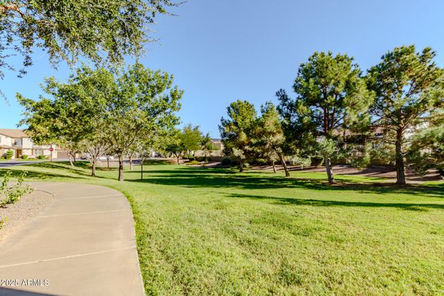 4080 E CANYON Way, Chandler, AZ 85249