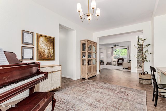 4080 E CANYON Way, Chandler, AZ 85249