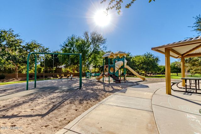 4080 E CANYON Way, Chandler, AZ 85249