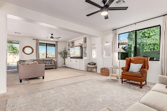 4080 E CANYON Way, Chandler, AZ 85249