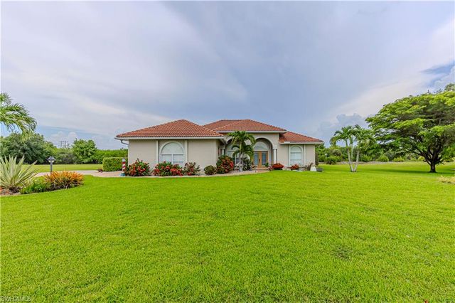 12288 Casals LN, Bonita Springs, FL 34135