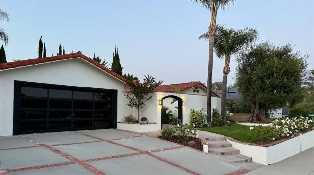 26351 Tarrasa, Mission Viejo, CA 92691