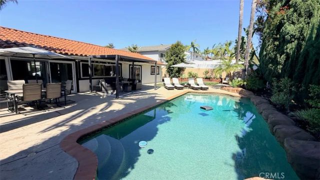 26351 Tarrasa, Mission Viejo, CA 92691