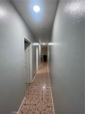 288 E 43rd, Los Angeles, CA 90011