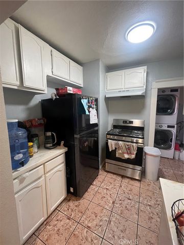 288 E 43rd, Los Angeles, CA 90011