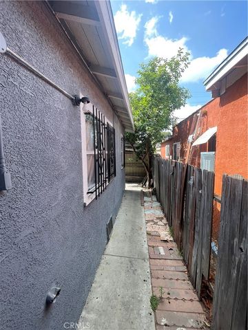 288 E 43rd, Los Angeles, CA 90011