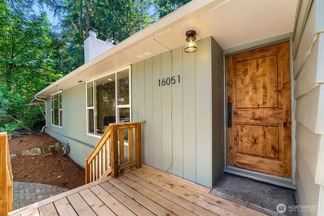 16051 21st Avenue SW, Burien, WA 98166