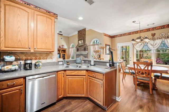 348 Mountain Laurel Walk, Canton, GA 30114