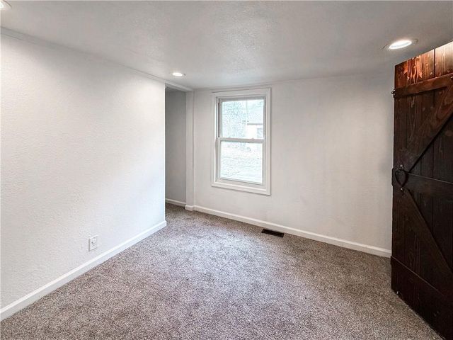 11224 E Peery Street, Independence, MO 64054