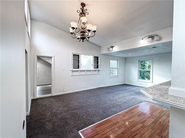 11224 E Peery Street, Independence, MO 64054