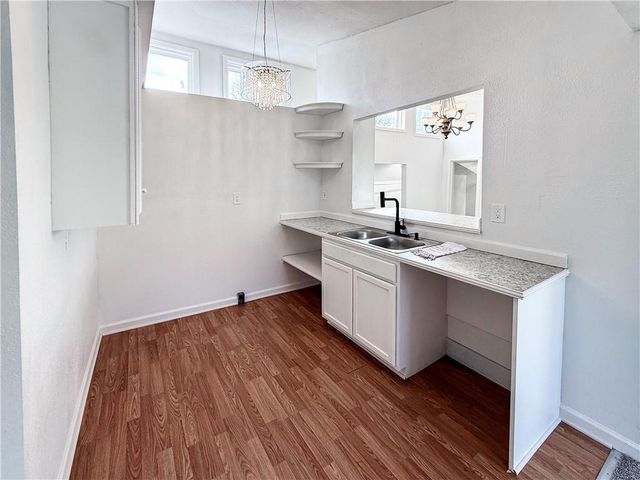 11224 E Peery Street, Independence, MO 64054