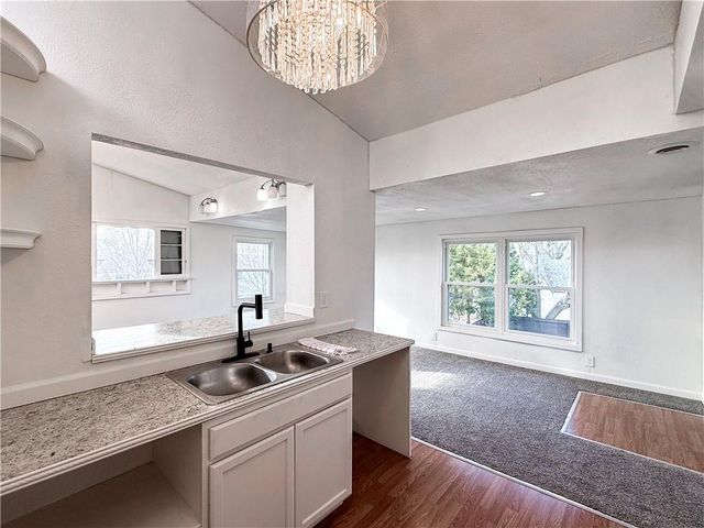 11224 E Peery Street, Independence, MO 64054