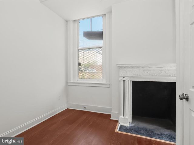 14 E READ ST, Baltimore, MD 21202